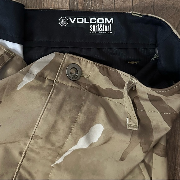 Hawaiian Sandy Beach Print Shorts by Volcom - Picture 3 of 6